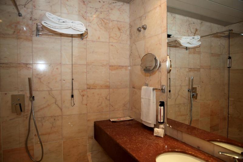 Triple Room image 4