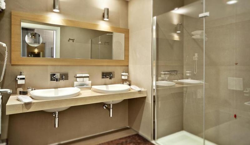 Suite image 2