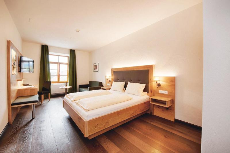 Comfort Double Room image 3