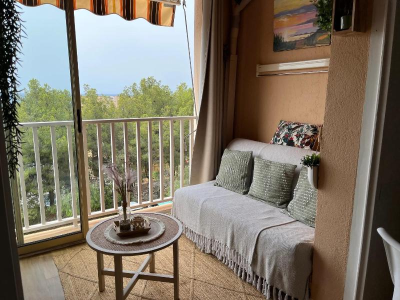 Appartement charmant à Bandol 30 m² avec vue sur la mer. - image 1