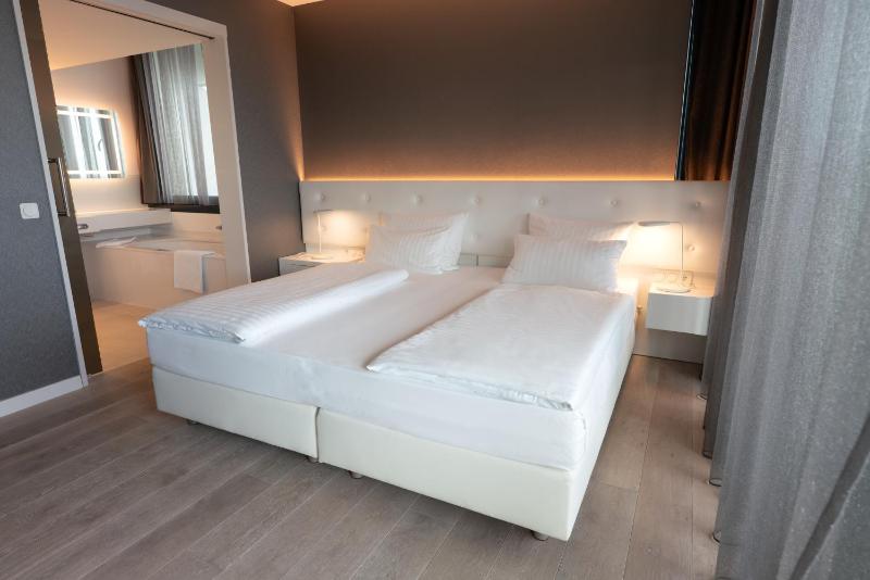 Backbeat Suite image 1