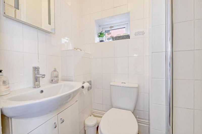 Superior Suite image 3