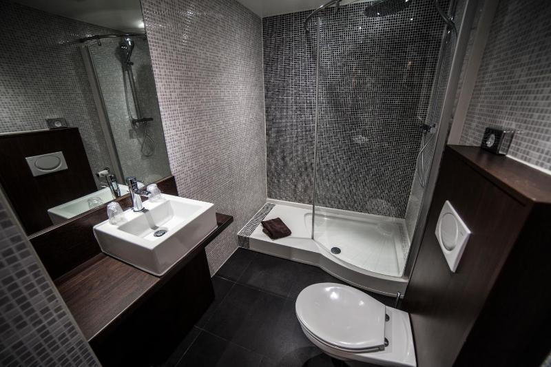 Privilege Double Room image 3
