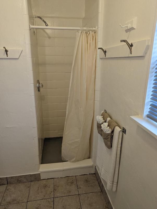 Double Room image 3