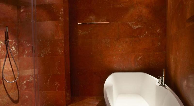 Junior Suite image 4