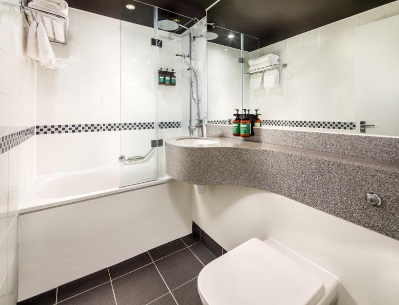 Standard Room image 1
