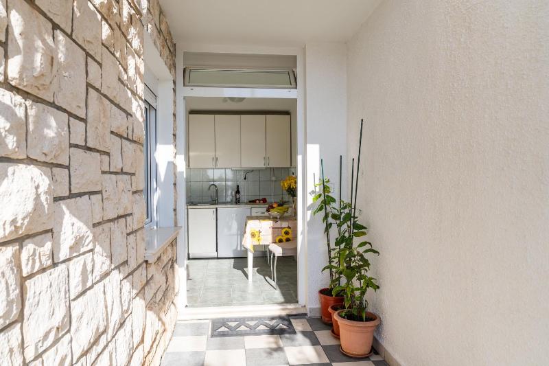 One-Bedroom Apartment with Terrace image 2