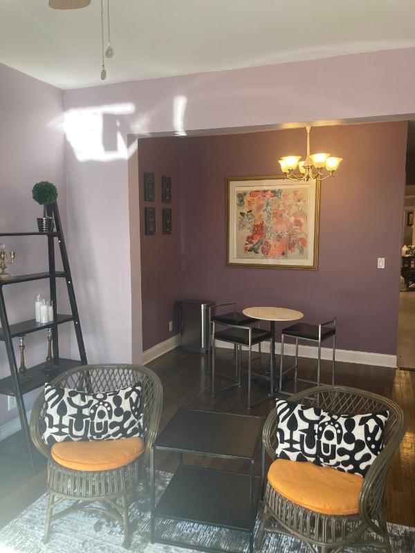 Dorothy's - image 11