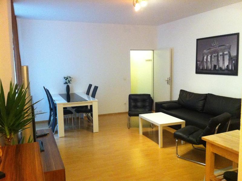 Comfort Two-Bedroom Apartment II image 3