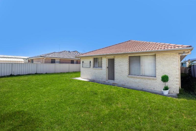 The Verge Beach House - Pet Friendly - 2 Mins Walk to Beach - image 4