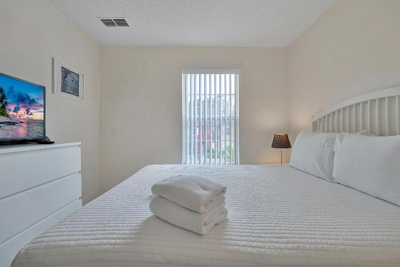8460 CRYSTAL COVE LOOP 3BED - image 50