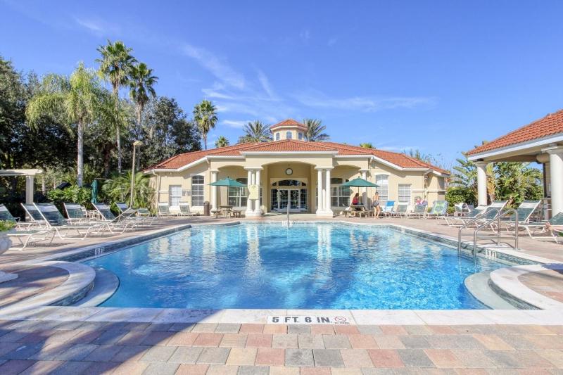 8460 CRYSTAL COVE LOOP 3BED - image 8