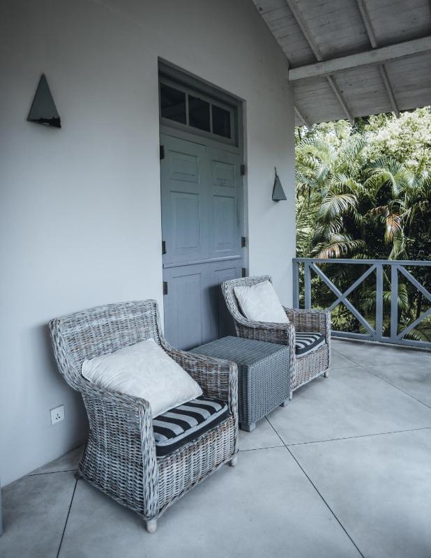 Koggala Lake Villa 1 with 3 bedrooms - image 11
