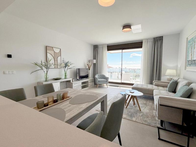 Estepona Town Luxury Apartment PLUTO - image 8