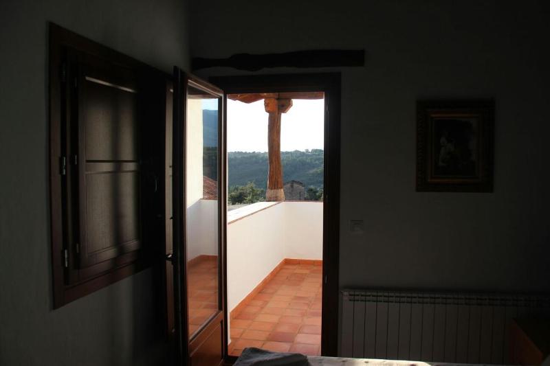 Twin Room with Terrace image 4