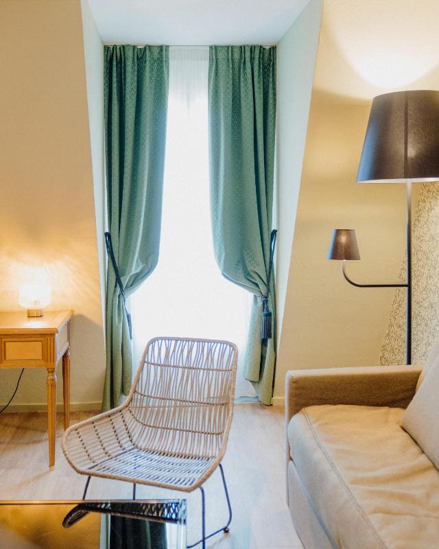 Junior Suite image 2