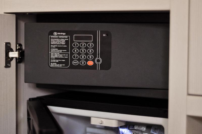 Superior Double or Twin Room image 2