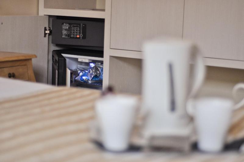 Double or Twin Room image 2