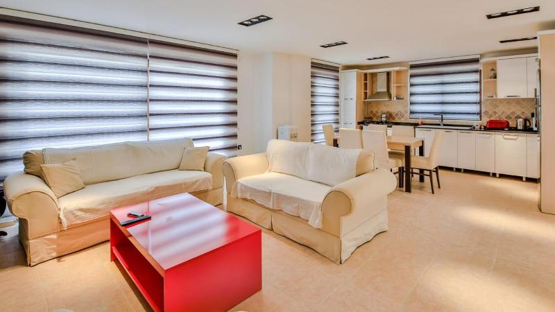 Kalkan 4 Bedroom Villa - image 4