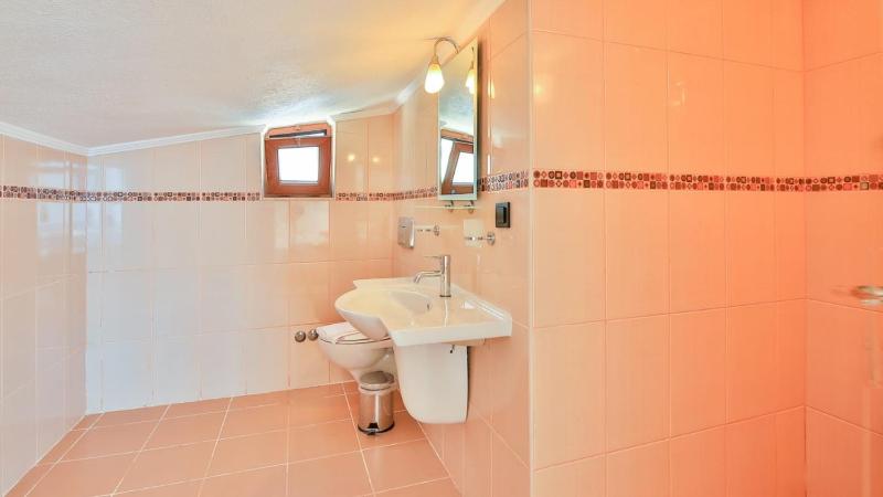 Kalkan 4 Bedroom Villa - image 11