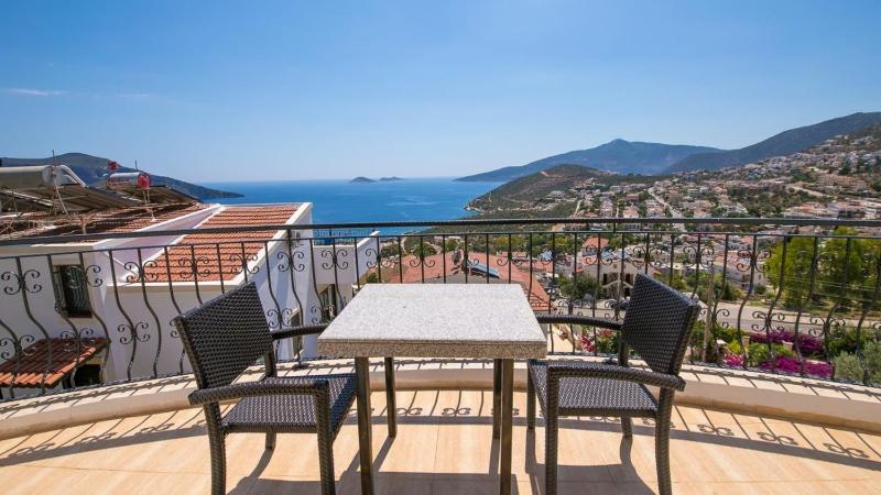 Kalkan 4 Bedroom Villa - image 27