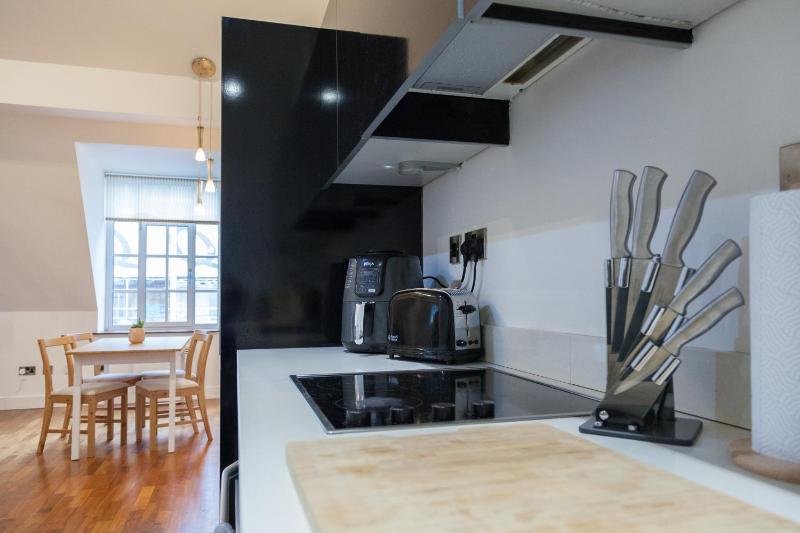 City Centre Penthouse Apartment - image 44