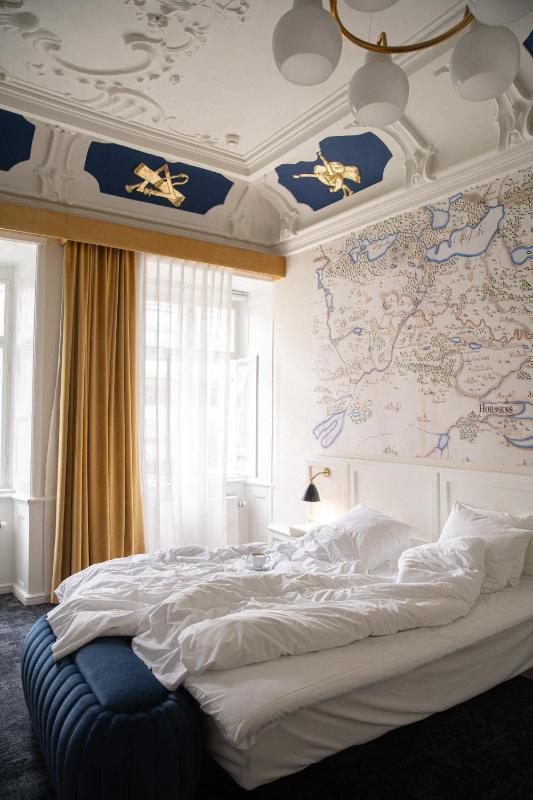Historical Room image 1