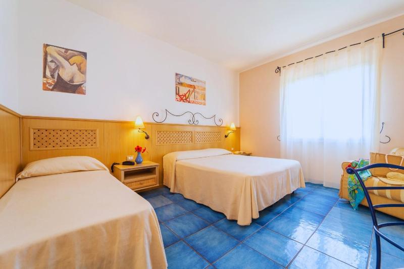 Quadruple Room image 1