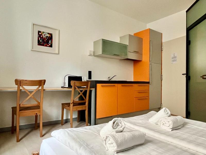 GuestHouse University by LR - check in on-line - image 33