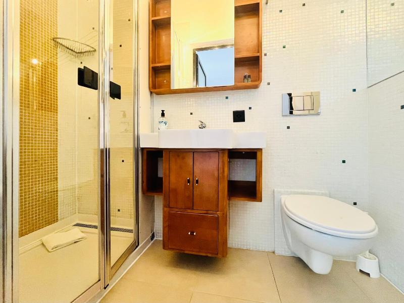 GuestHouse University by LR - check in on-line - image 17
