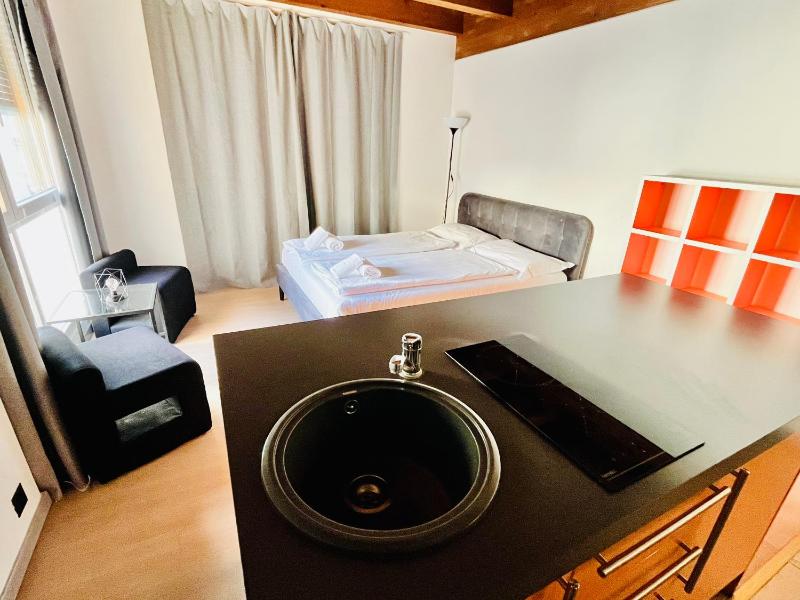 GuestHouse University by LR - check in on-line - image 36