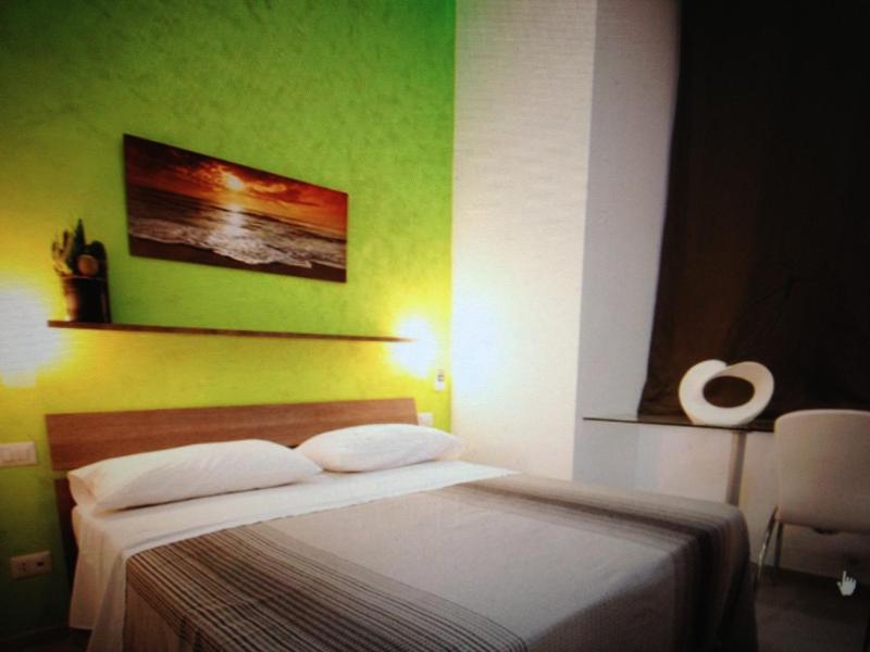 Standard Double Room image 1