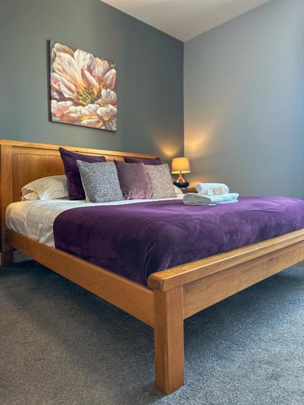 Double Room with Private Bathroom image 1