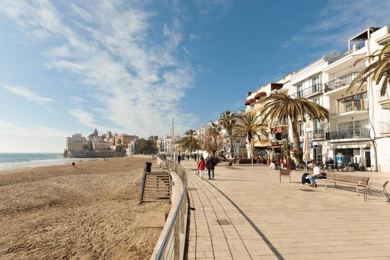 Sitges Group Beach Dreams - image 50