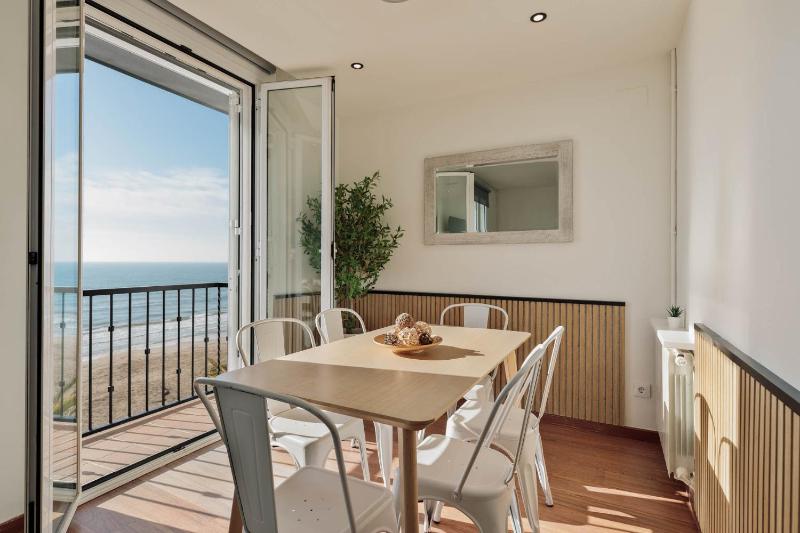 Sitges Group Beach Dreams - image 49