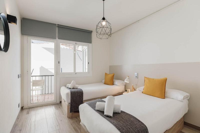 Sitges Group Ocean - image 42
