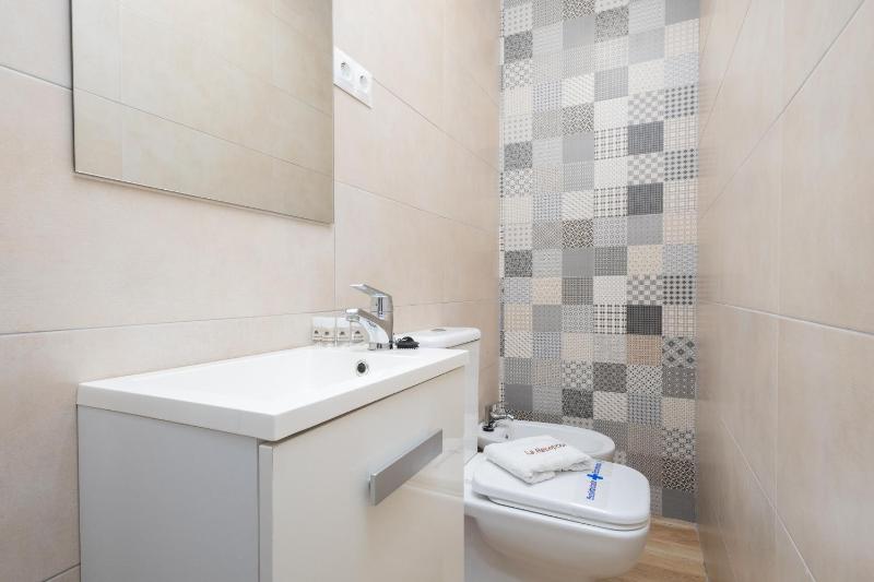 C38 MALAGA CENTRAL STATION - Relax & Comfort - image 10