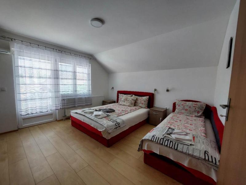 Apartmani Sandra i Sanja - image 9