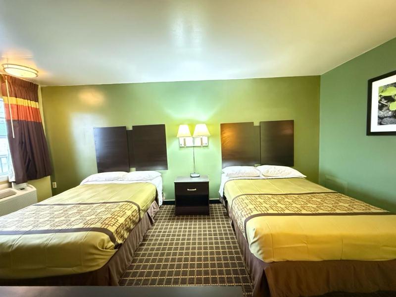 Standard Double Room Non-Smoking    image 3