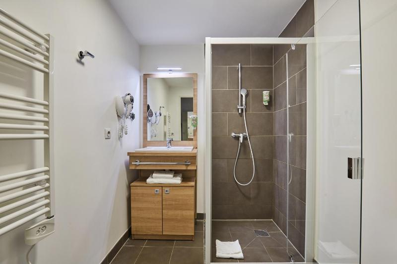 Standard Studio (2 Adults) image 1