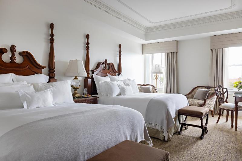 Market Pavilion Hotel - image 24
