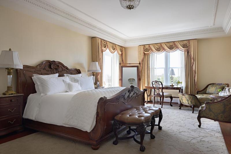 Market Pavilion Hotel - image 31