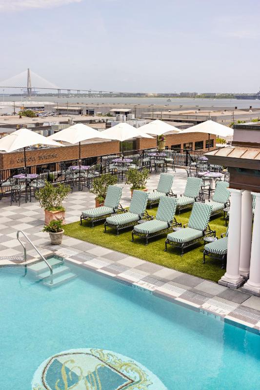 Market Pavilion Hotel - image 12