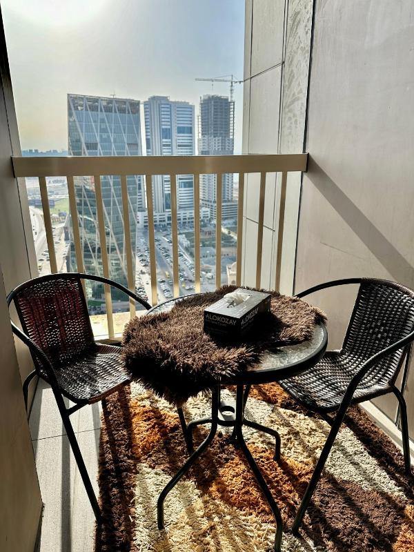 Entire 1-Bedroom Apartment in Sharjah Tower - image 12