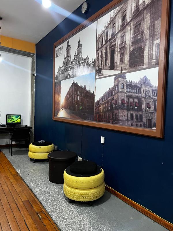 Hostal Amigo - image 1