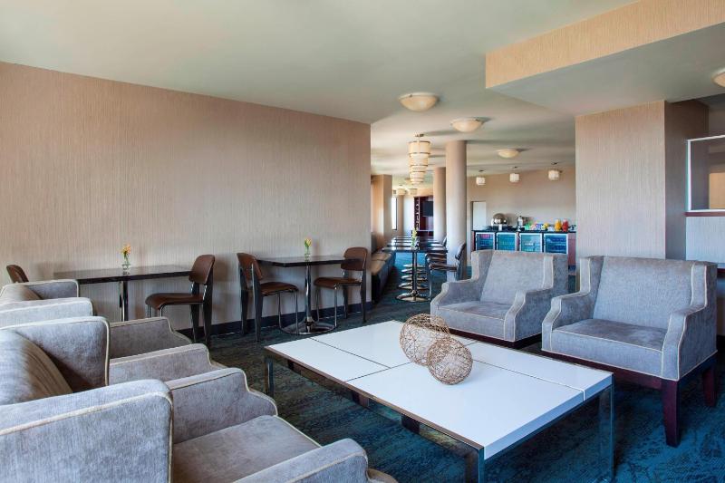 Club Access Suite, Club level, 1 Bedroom Suite image 3