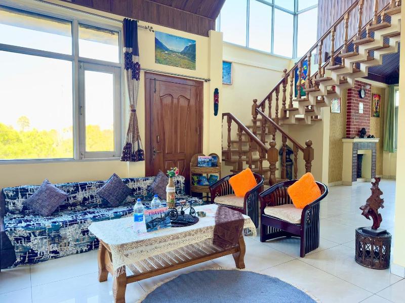 The Auriga 3BHK Fully Entair Villa in kasauli I Pvt Stay I Open Air Terrace I Kitchen Livingroom I Lawn Bonfire I Gaming Zone - image 36