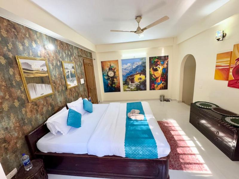 The Auriga 3BHK Fully Entair Villa in kasauli I Pvt Stay I Open Air Terrace I Kitchen Livingroom I Lawn Bonfire I Gaming Zone - image 16
