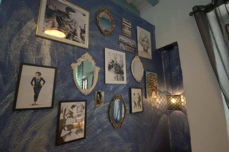 Livingtarifa Warhol - image 18