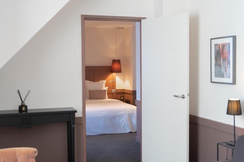 Suite image 1